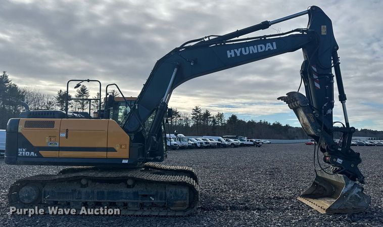 image for item YA0160 2022 Hyundai HX210AL excavator