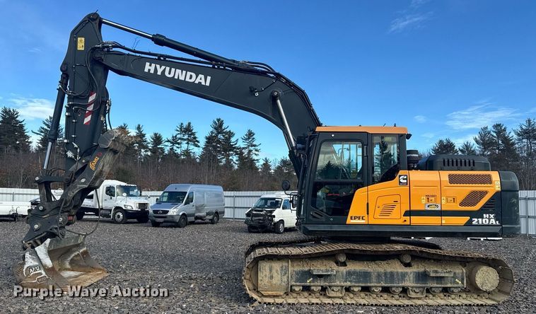 image for item YA0160 2022 Hyundai HX210AL excavator