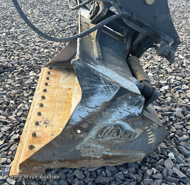 image for item YA0160 2022 Hyundai HX210AL excavator