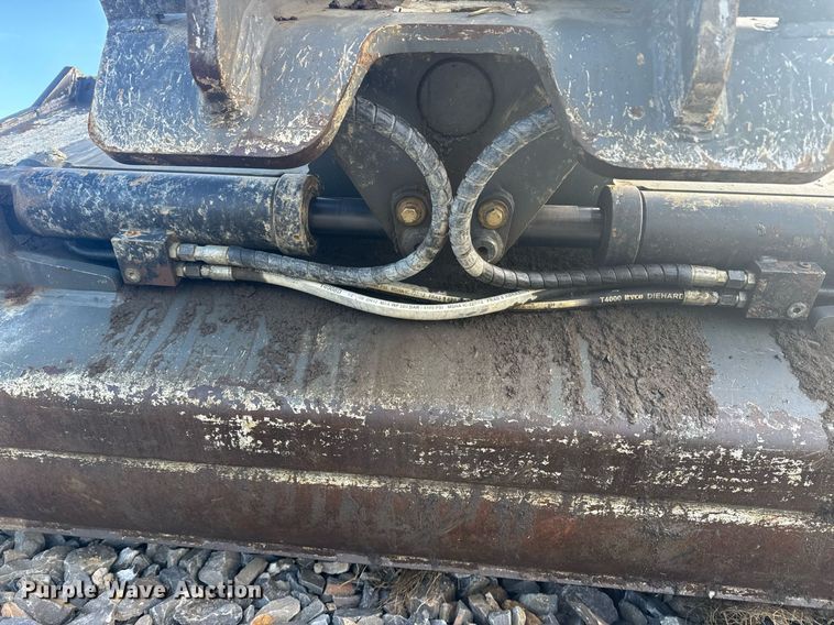 image for item YA0160 2022 Hyundai HX210AL excavator