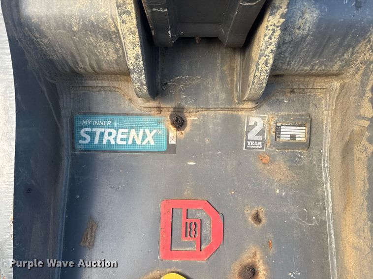 image for item YA0160 2022 Hyundai HX210AL excavator