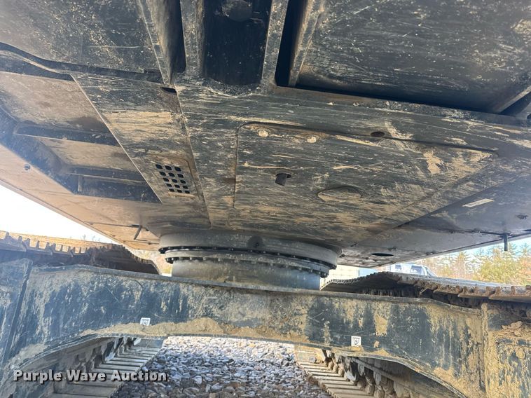 image for item YA0160 2022 Hyundai HX210AL excavator