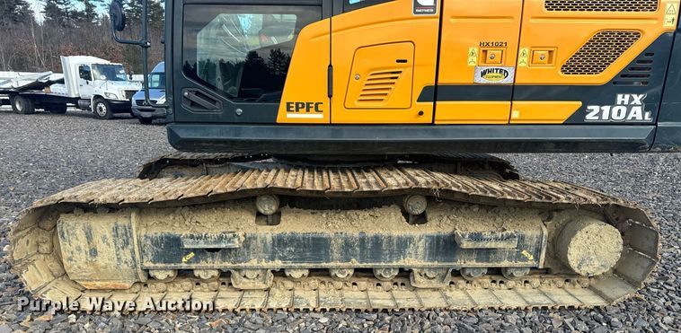image for item YA0160 2022 Hyundai HX210AL excavator