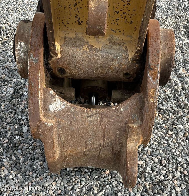 image for item YA0166 2013 Caterpillar 328D LCR excavator