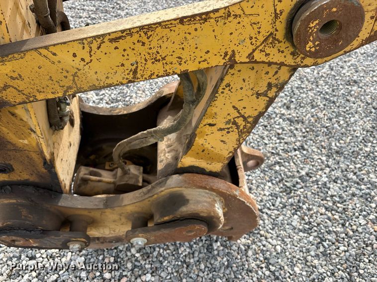 image for item YA0166 2013 Caterpillar 328D LCR excavator