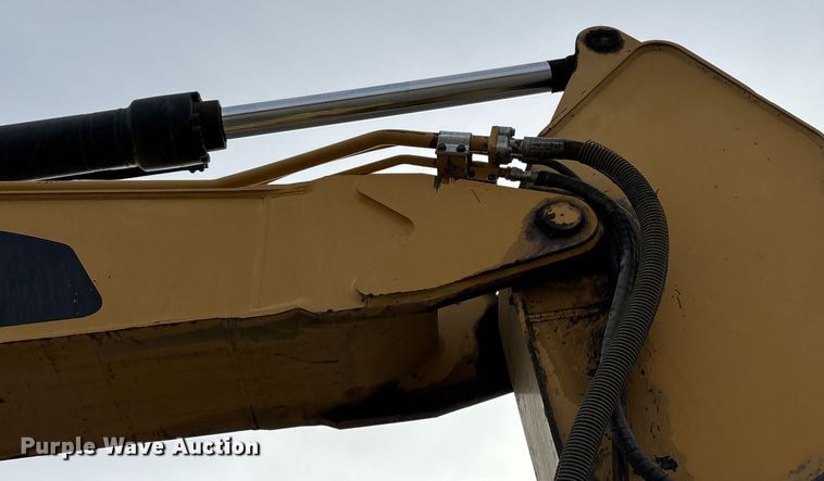 image for item YA0166 2013 Caterpillar 328D LCR excavator