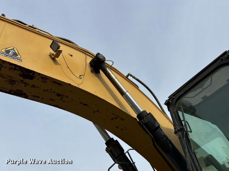 image for item YA0166 2013 Caterpillar 328D LCR excavator