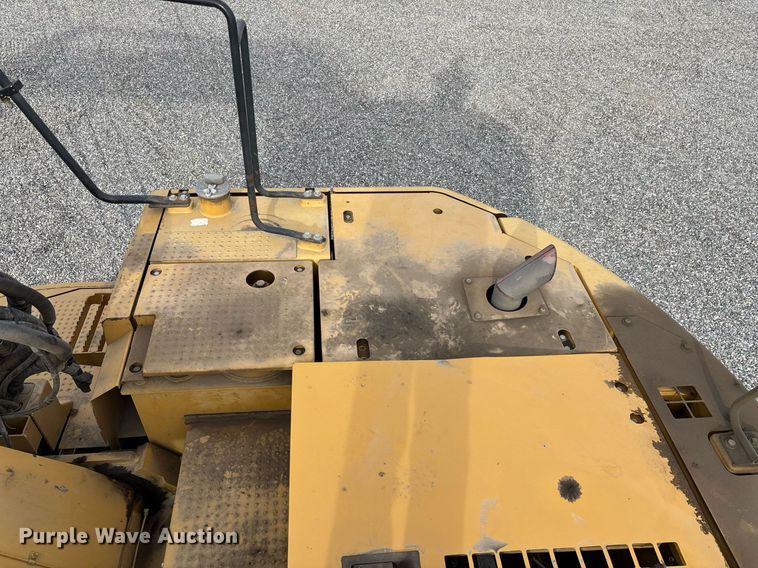 image for item YA0166 2013 Caterpillar 328D LCR excavator