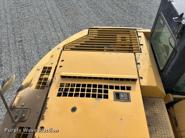 image for item YA0166 2013 Caterpillar 328D LCR excavator