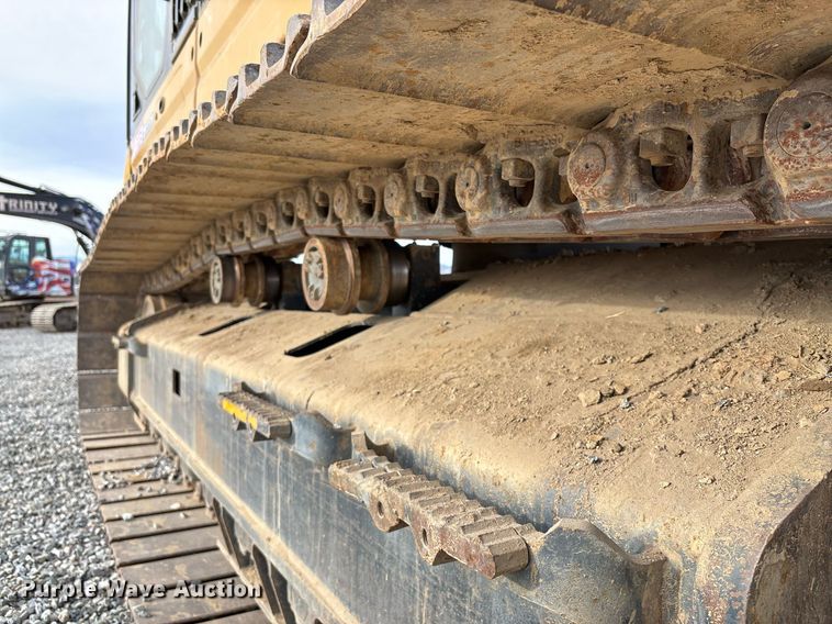 image for item YA0166 2013 Caterpillar 328D LCR excavator