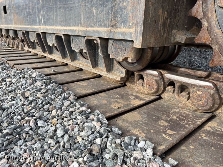 image for item YA0166 2013 Caterpillar 328D LCR excavator