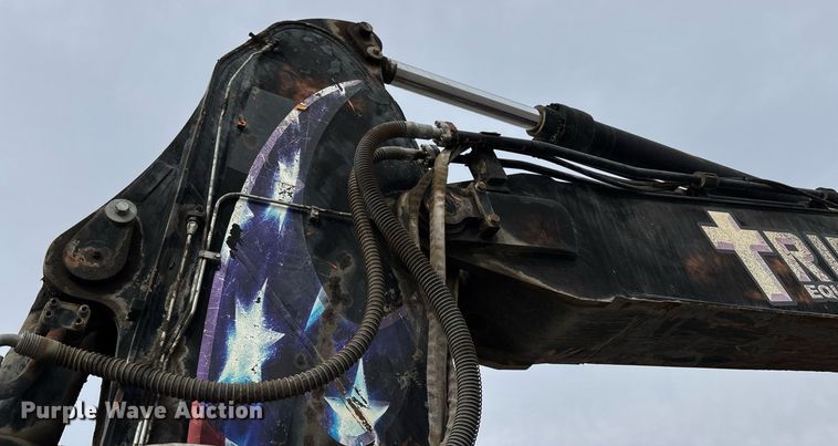 image for item YA0168 2013 Doosan DX235LCR excavator