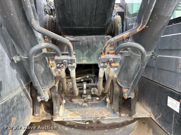 image for item YA0168 2013 Doosan DX235LCR excavator