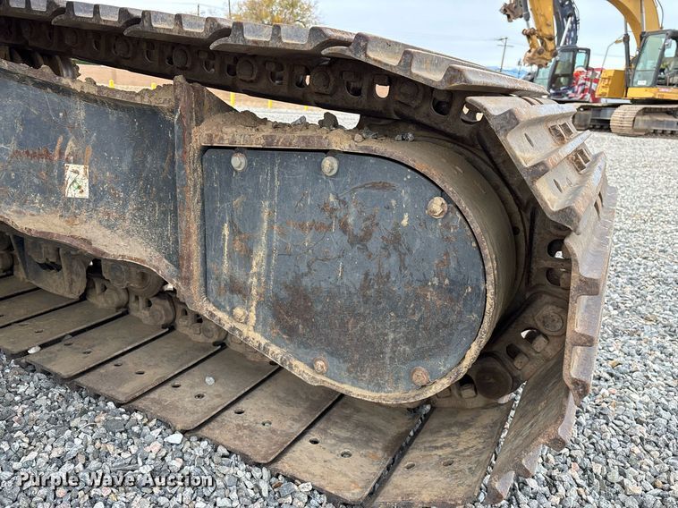 image for item YA0168 2013 Doosan DX235LCR excavator