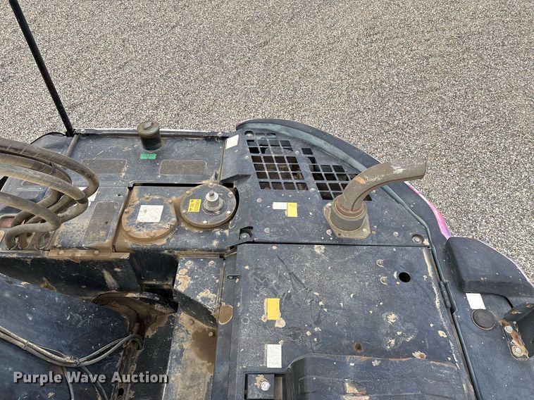 image for item YA0169 2012 Kobelco SK215SRLC excavator