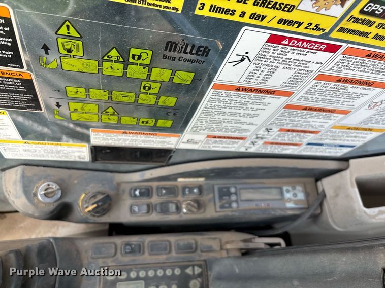 image for item YA0169 2012 Kobelco SK215SRLC excavator