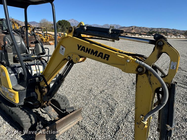 image for item YA0172 2018 Yanmar VIO17-A mini excavator