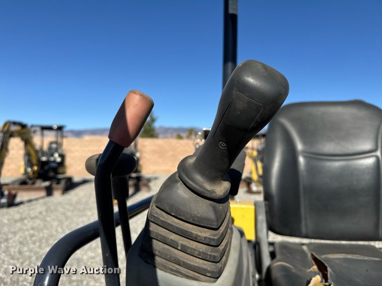 image for item YA0172 2018 Yanmar VIO17-A mini excavator