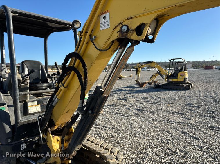 image for item YA0173 2019 Yanmar VIO35-6A mini excavator