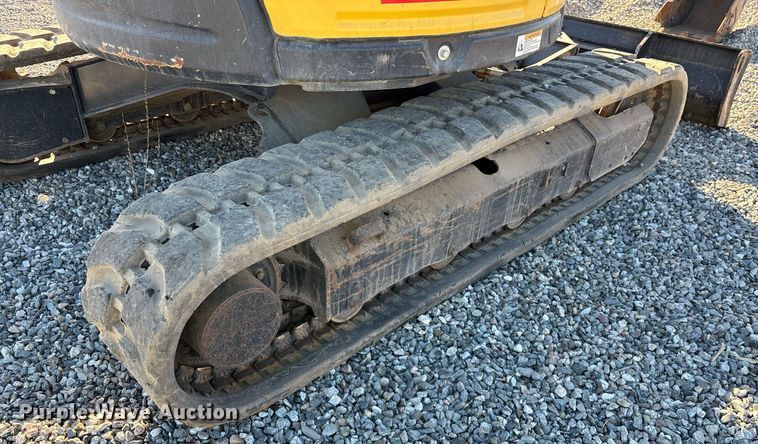 image for item YA0173 2019 Yanmar VIO35-6A mini excavator