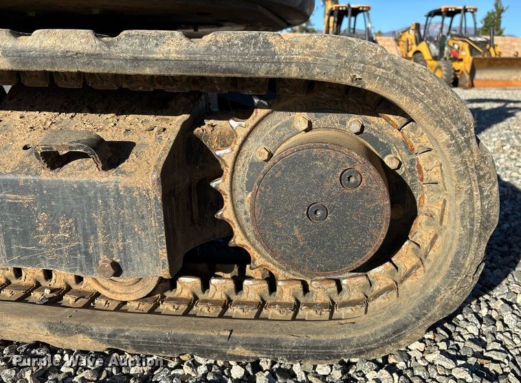 image for item YA0173 2019 Yanmar VIO35-6A mini excavator