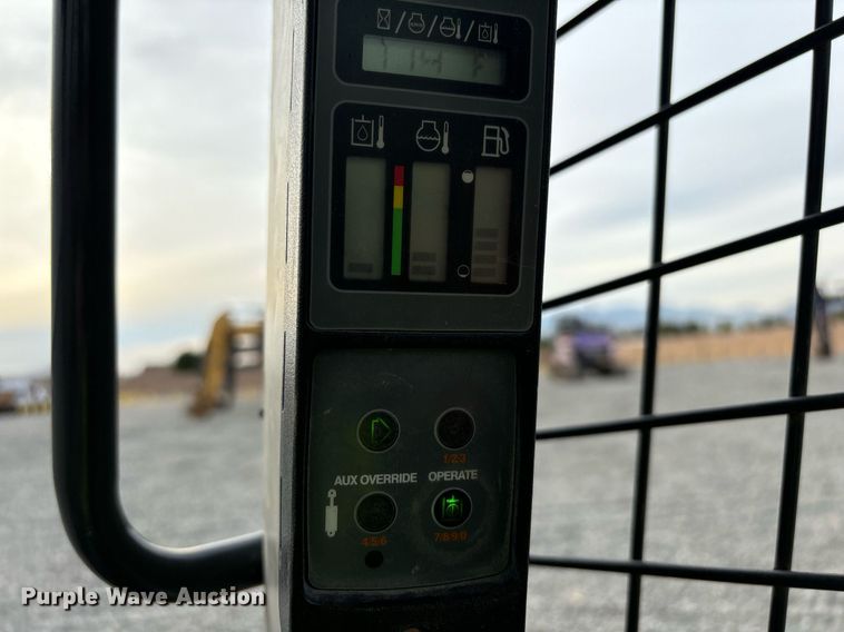 image for item YA0176 2018 Case TR310 tracked skid steer loader