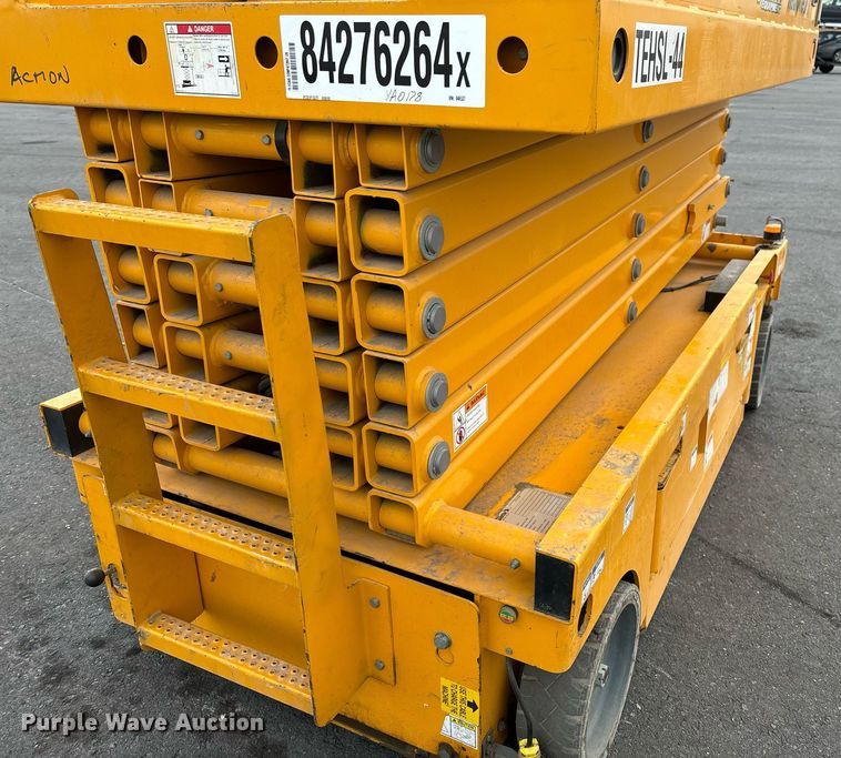 image for item YA0178 2018 Haulotte 3947 E scissor lift
