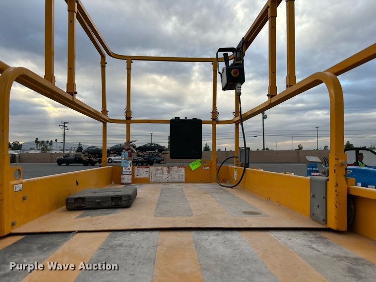 image for item YA0178 2018 Haulotte 3947 E scissor lift