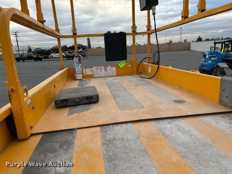 image for item YA0178 2018 Haulotte 3947 E scissor lift