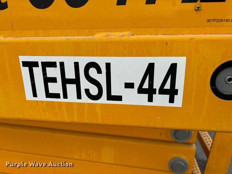 image for item YA0178 2018 Haulotte 3947 E scissor lift