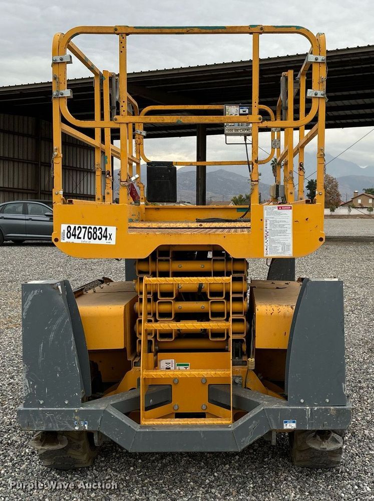 image for item YA0179 2018 Haulotte Compact 3368RT scissor lift