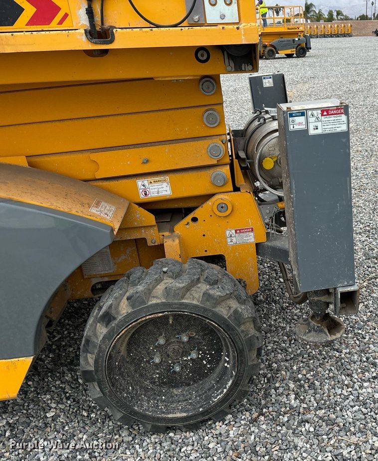 image for item YA0179 2018 Haulotte Compact 3368RT scissor lift