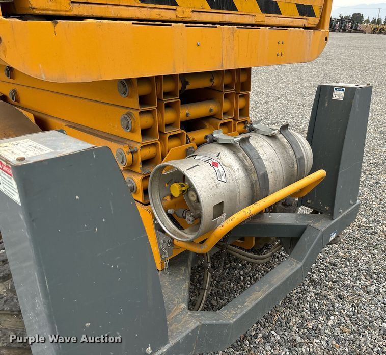 image for item YA0179 2018 Haulotte Compact 3368RT scissor lift