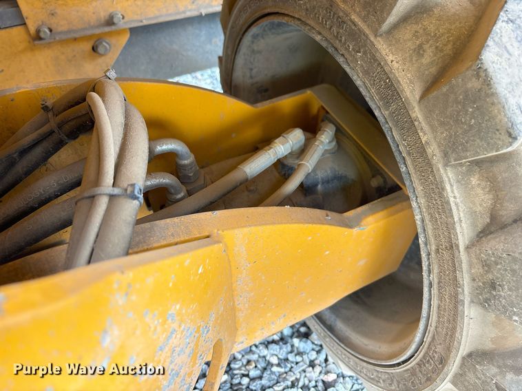 image for item YA0179 2018 Haulotte Compact 3368RT scissor lift