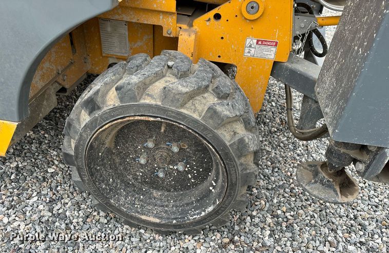 image for item YA0179 2018 Haulotte Compact 3368RT scissor lift