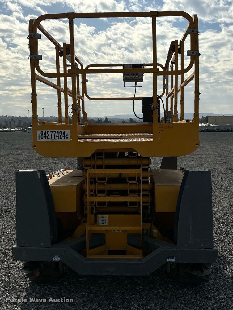 image for item YA0180 2019 Haulotte Compact 3368RT scissor lift