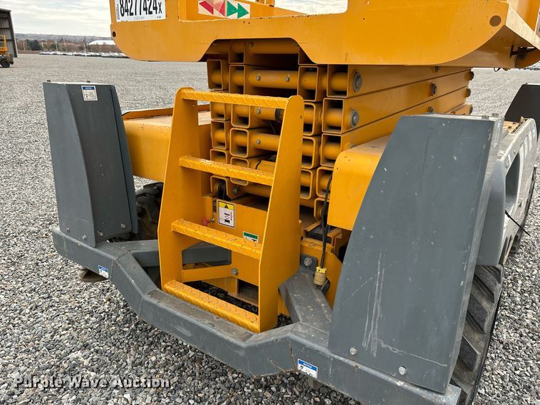 image for item YA0180 2019 Haulotte Compact 3368RT scissor lift