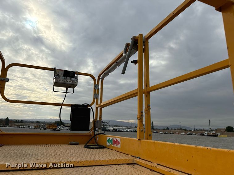 image for item YA0180 2019 Haulotte Compact 3368RT scissor lift