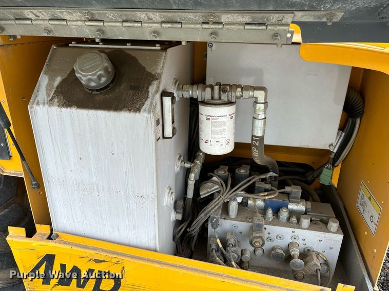 image for item YA0180 2019 Haulotte Compact 3368RT scissor lift