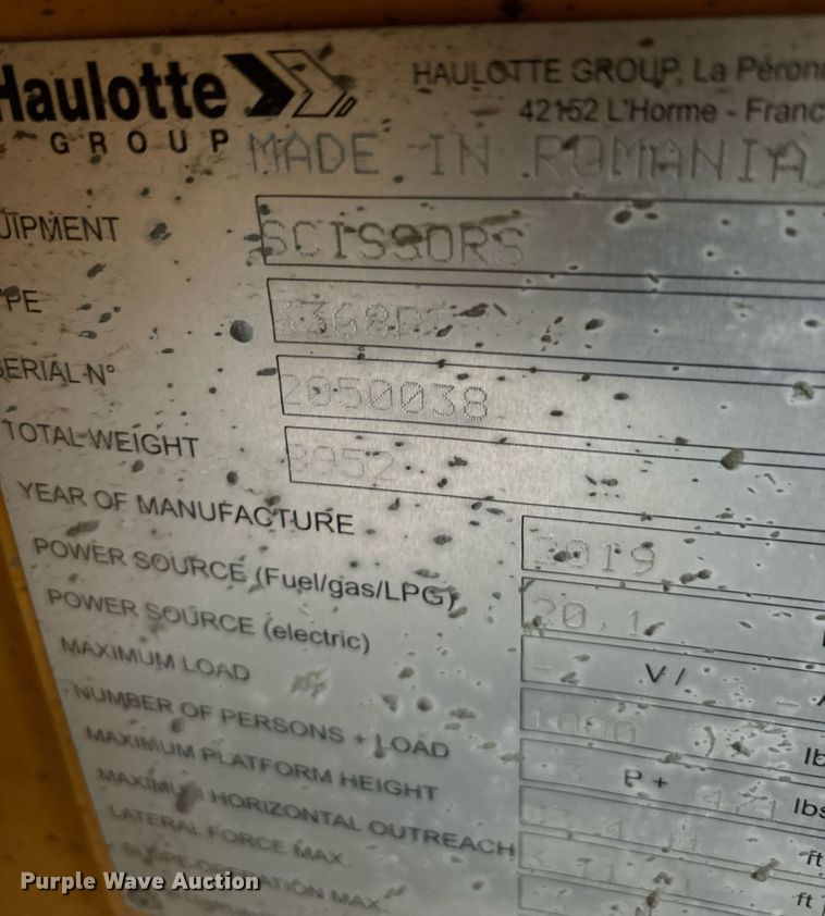 image for item YA0180 2019 Haulotte Compact 3368RT scissor lift