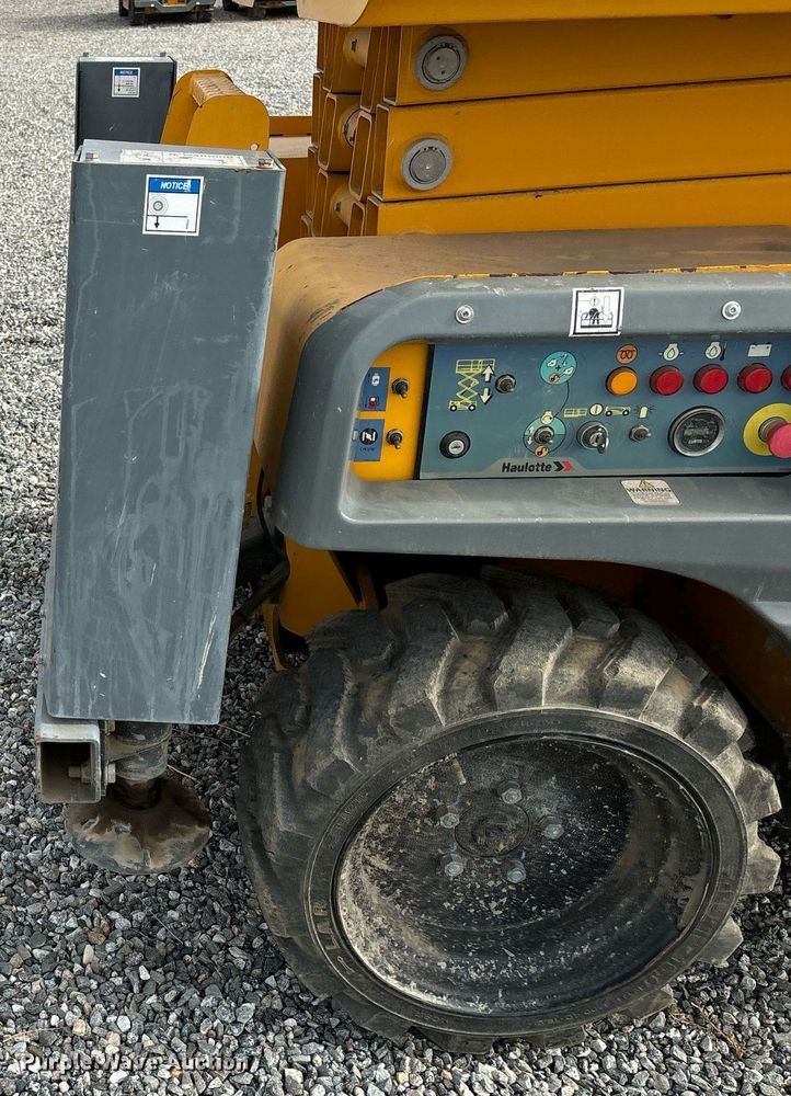 image for item YA0181 2019 Haulotte Compact 3368RT scissor lift