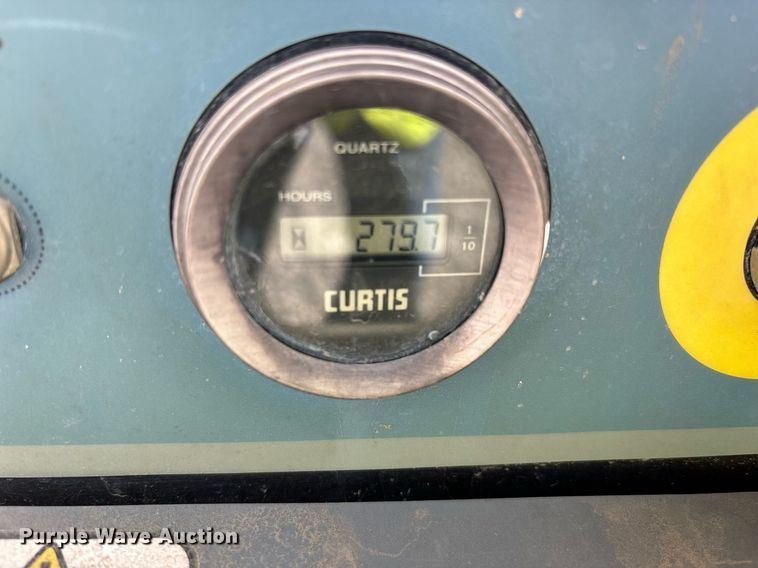 image for item YA0181 2019 Haulotte Compact 3368RT scissor lift