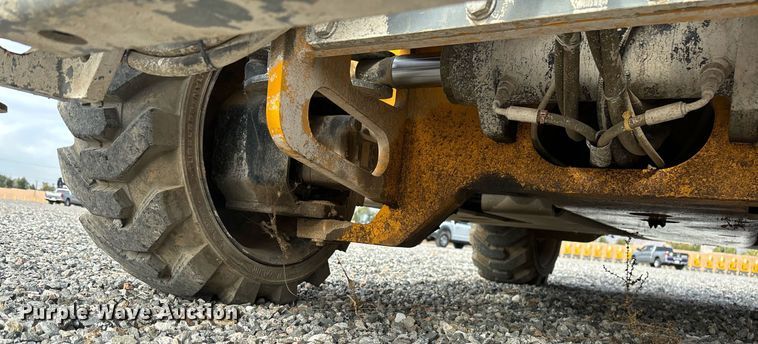 image for item YA0181 2019 Haulotte Compact 3368RT scissor lift