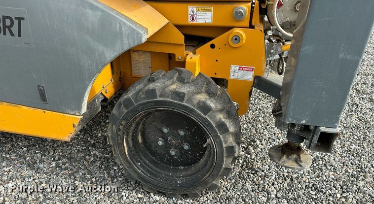 image for item YA0181 2019 Haulotte Compact 3368RT scissor lift