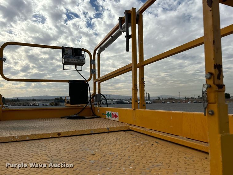 image for item YA0182 2019 Haulotte Compact 3368RT scissor lift