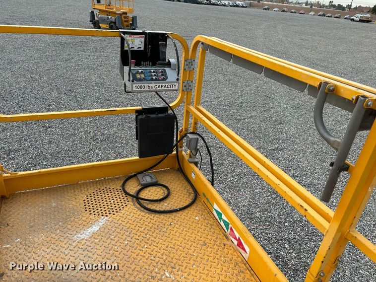 image for item YA0182 2019 Haulotte Compact 3368RT scissor lift