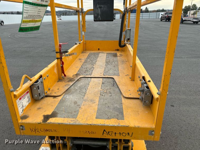 image for item YA0183 2018 Haulotte 1931E scissor lift