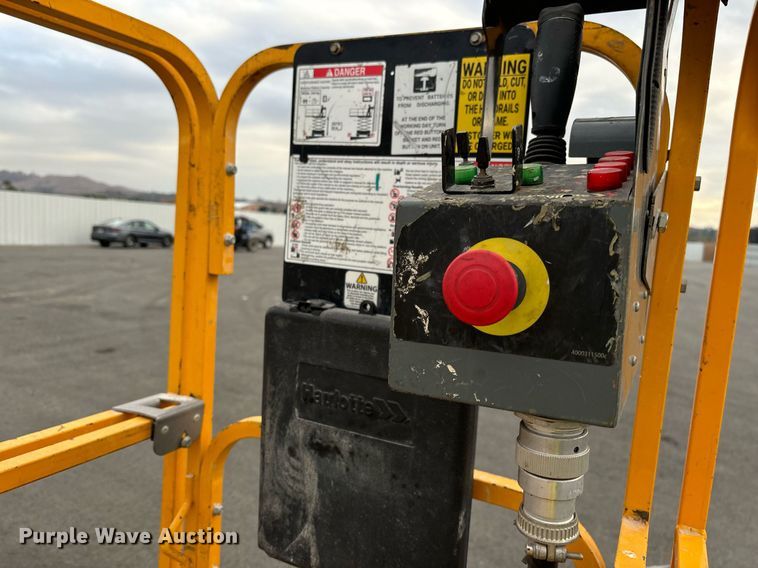 image for item YA0183 2018 Haulotte 1931E scissor lift