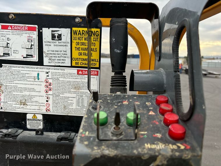 image for item YA0183 2018 Haulotte 1931E scissor lift