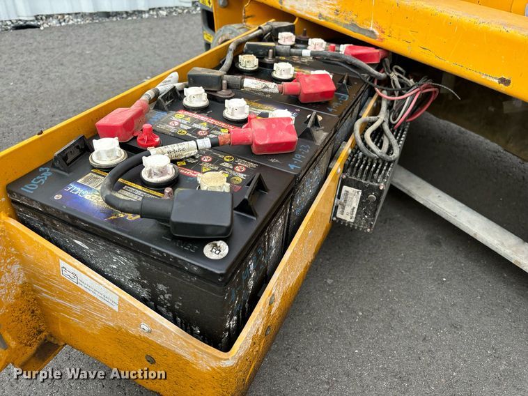 image for item YA0183 2018 Haulotte 1931E scissor lift